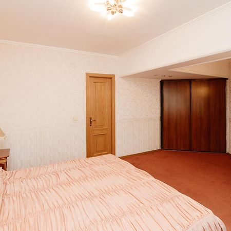 Dacia Hotel Кишинёв Экстерьер фото