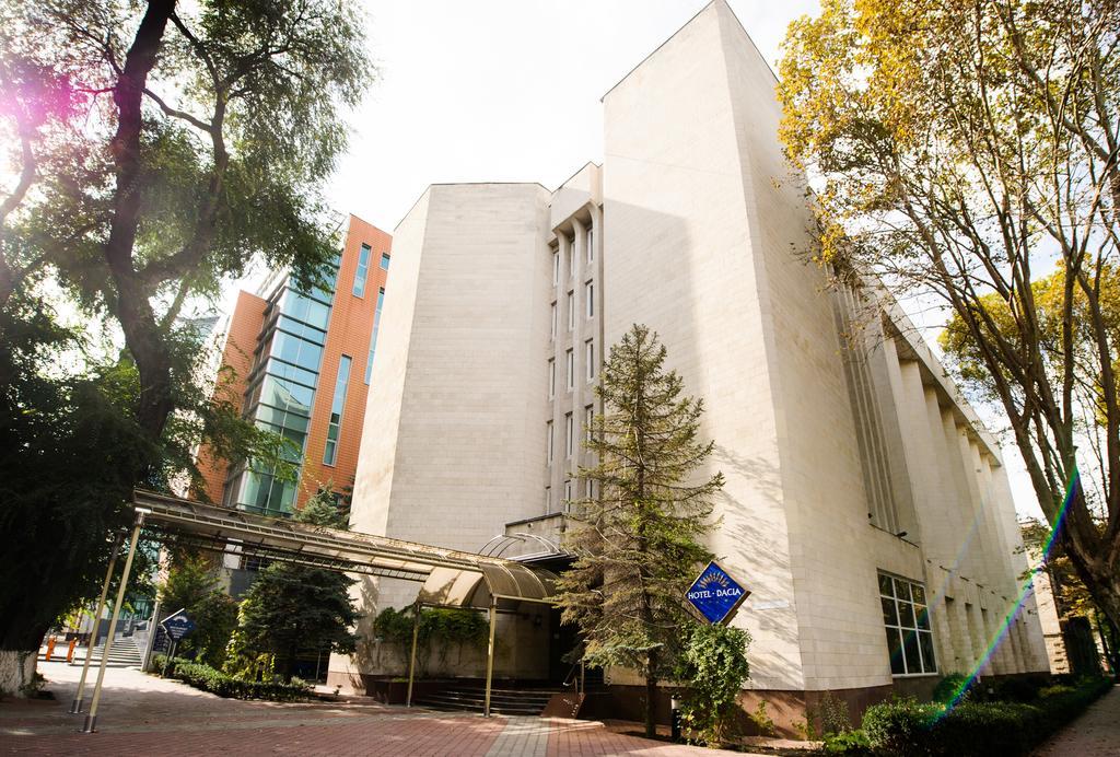Dacia Hotel Кишинёв Экстерьер фото