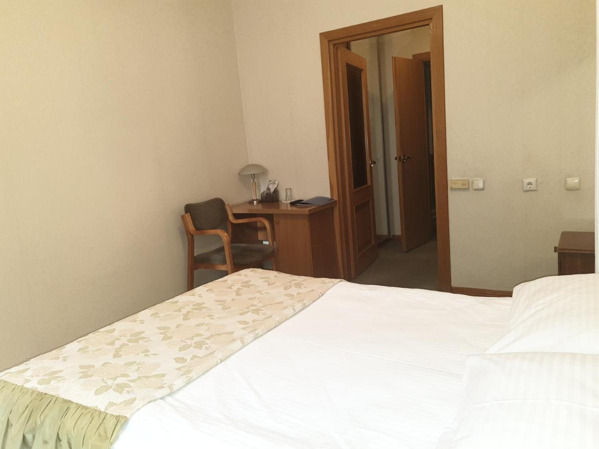 Dacia Hotel Кишинёв Экстерьер фото
